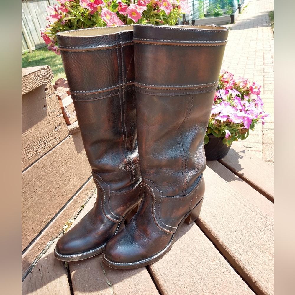 Frye Boots: Jane Stitch sz 7.5 B